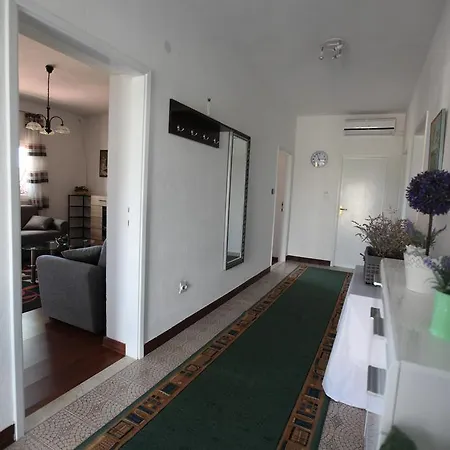 Marin Apartment