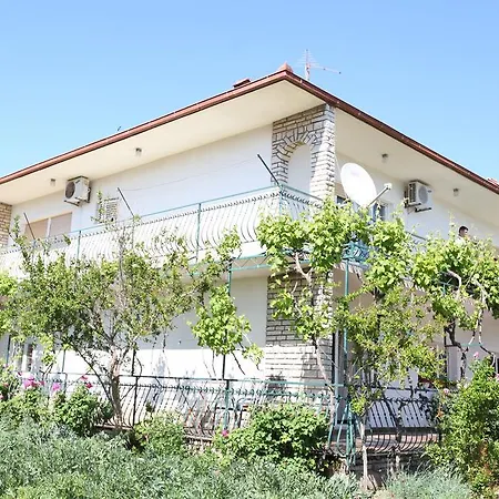 Marin アパート ドニー・セゲット